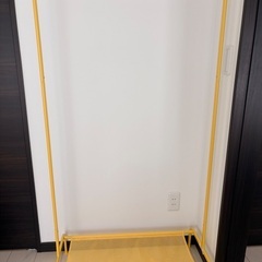 IKEA ハンガーラック　(無料)の画像