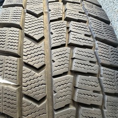 【 195/60R16 残り溝多いスタッドレスタイヤ ４本セット DUNLOP WINTERMAXX WM02 】ウィッシュ・イスト・セレナ・ラフェスタ・ブルーバードシルフィ・ランディー等の画像