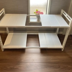 美品！可動式の収納棚の画像