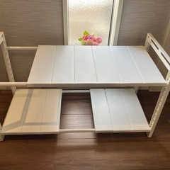 美品！可動式の収納棚の画像