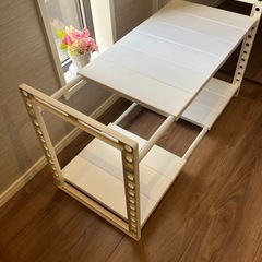 美品！可動式の収納棚の画像