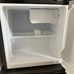 冷蔵庫　黒　2023年製　46Lの画像