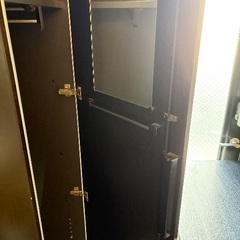 オカムラ　ワードローブ　衣類収納の画像