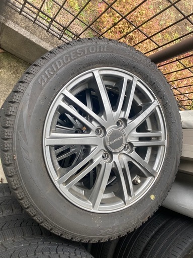 軽自動車 スタッドレス 155/65R14 BRIDGESTONE 2019年製造