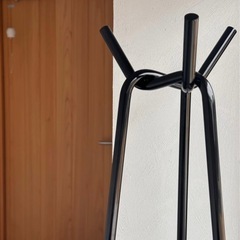 新品未開封未使用⭐︎ HAY KNIT コートラック ハンガーラック 黒 ブラック の画像