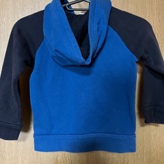 GAP パーカー　100センチの画像