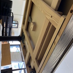 ダイニングテーブルの画像