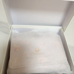 箱付き新品未使用財布の画像