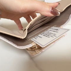 箱付き新品未使用財布の画像