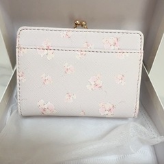 箱付き新品未使用財布の画像