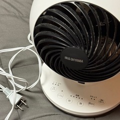 アイリスオーヤマ サーキュレーター 扇風機 ホワイトの画像