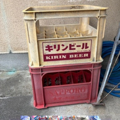 ビール瓶やジュース瓶のケース