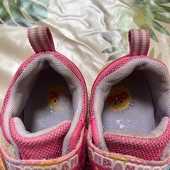 アンパンマン ベビー靴 ピンク 13cm 3人使用の画像