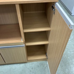 3枚扉キッチンカウンターの画像