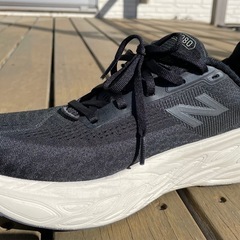 ニューバランスランニングシューズ25.5センチの画像