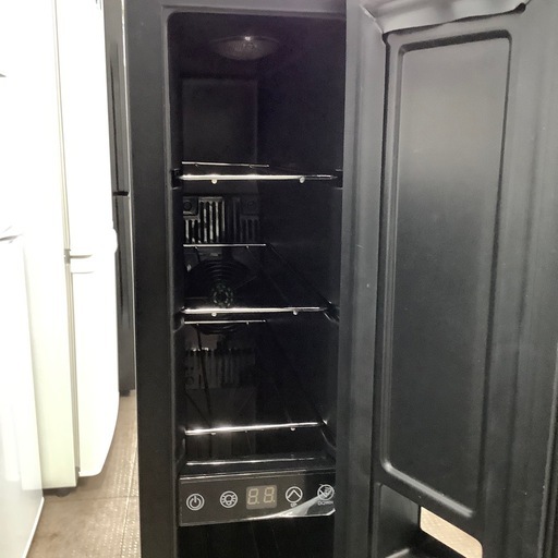 【6ヶ月間の保証付き！】デバイスタイルマーケティング　電子冷蔵庫入荷しました！