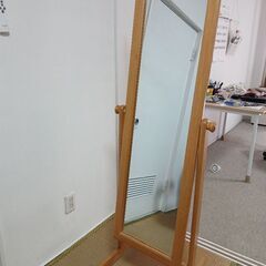 スタンドミラーの画像