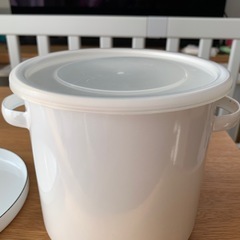 米びつ　　ラウンドストッカーの画像