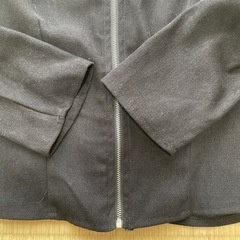 【未使用】レディースL アウター 黒 パフスリーブの画像