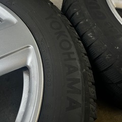 ミニクーパー　スタッドレスタイヤ16インチMINIロゴ付きホイールの画像