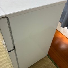 ハイセンス 冷蔵庫 HR-B95A（93L）2016年製 ホワイトの画像