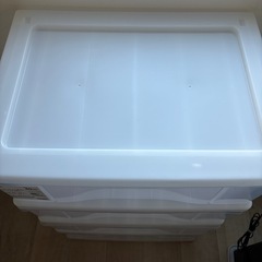 CAINZ プラスチックケース4段の画像