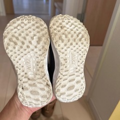 子供の靴の画像