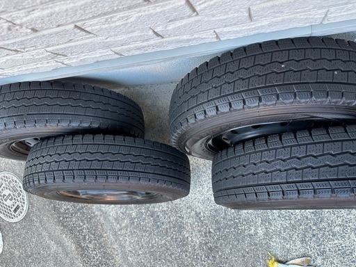 スズキ純正 ホイール 145/80R12 エブリィ DA17V１２インチスタッドレスタイヤ