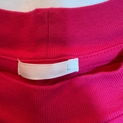 GU  Tシャツの画像