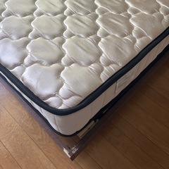 シングルベッドの画像