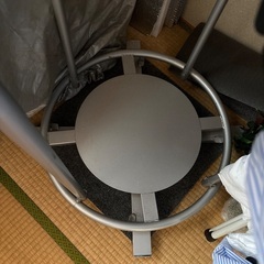 回転式ハンガーラックの画像