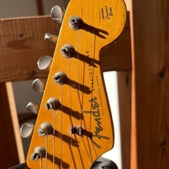 fender japan ストラトキャスター　Nシリアル
の画像