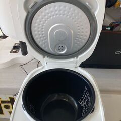 【リユ-スのサカイ広島石内店】ジモティ割！/5.5合IHジャー炊飯器/東芝/2022年製/クリ-ニング済み/HG-8212/広島市 家電　佐伯区 家電　南区 家電　西区 家電　東区 家電　中区 家電　安佐南区 家電　安佐北区 家電　安芸区 家電　府中町 家電　海田町 家電　熊野町 家電　坂町 家電　廿日市市 家電の画像
