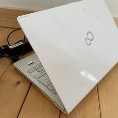 ■FUJITSU/Windows11/i7-5500U 2.4GHz/RAM12GB/新品SSD128GBの画像