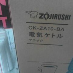コストコ商品番号　72219　象印 電気ケトル1.0L CK-ZA10-BA ブラック　A17647の画像