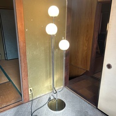 IKEA SIMRISHAMN スィムリスハムン フロアランプの画像