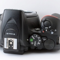 S数約3900回！Nikon D5600★美品★Wi-Fi内蔵★簡単使いやすい  1ヶ月動作補償あり！ 安心のゆうパック代引き発送！ 送料、代引き手数料無料！の画像