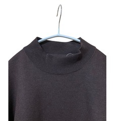 【新品】UNIQLO タートルネック ニットセーター ダークブラウン Mの画像