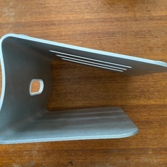 ノートパソコンスタンド　アルミ合金の画像