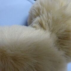 ( E-90 )猫耳タイプ 耳当て イヤーカフ パープル ファー ベージュ なめらか ふわふわ レディース かわいい おしゃれ 中古の画像