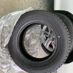 スタッドレスタイヤ195ー65ー15ダンロップの画像