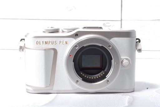 オリンパス E-PL10 望遠レンズ Wi-Fi機能搭載 スマホ転送らくらく❣️