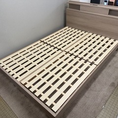 ニトリ　ダブルベッドフレームの画像