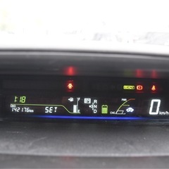 ★信用回復ローン★トヨタ　プリウスa★シートカバー🌈社外ホイール🌈サンルーフ🌈の画像