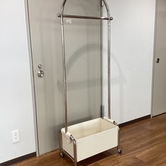 ハンガーラック【町田市再生家具】　252562の画像
