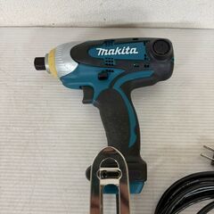 【makita】 マキタ インパクトドライバー 6955 コード式 内装 DIY 電動工具 動作確認済み 100V 400W 有線式 A0967の画像