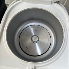 炊飯器の画像