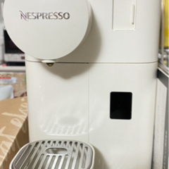 Nespresso ネスプレッソ　ラティシマワン　ホワイトの画像