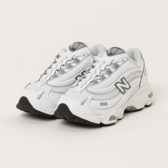 New Balance 1000 ホワイト/グレー スニーカーの画像