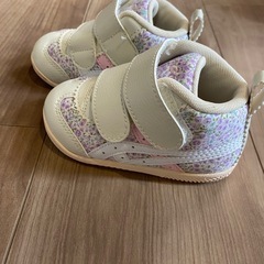 美品　アシックス　12センチの画像